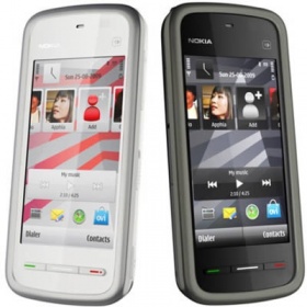 Nokia 5230 vs. Nokia 5530