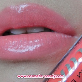 Jemný broskvový/lososový lesk