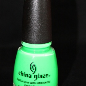 Lak na nehty China glaze poolside collection Kiwi cool-ada