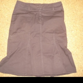 Hnědá sukně vel. 36