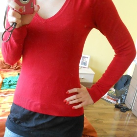 Červený svetřík Zara - foto č. 1