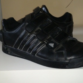 Černé kožené tenisky Adidas - foto č. 1