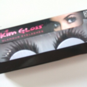 Kim Gloss - Glamour Eyelashes Nalepovací řasy