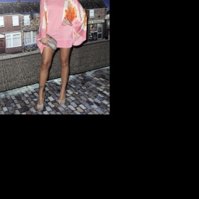 Šaty s netopýříma rukávama