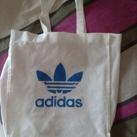 Bílá kabela Adidas