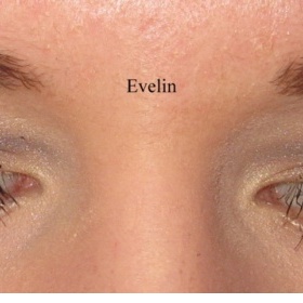 Světle šedé stíny pro modroočky