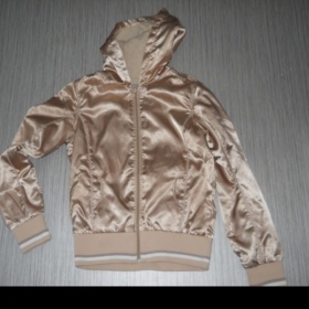 Zlatá mikina - foto č. 1