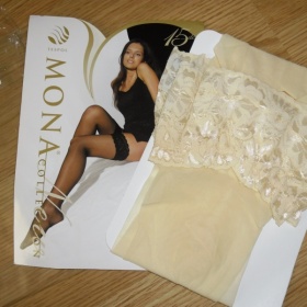 Krémové samodržící punčochy Tespol