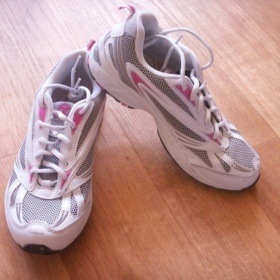 Bílo - růžové sportovní botasky Toplay - foto č. 1