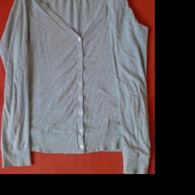 Šedý dlouhý svetřík Terranova