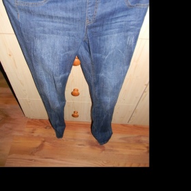 Dámské úzké džíny - foto č. 1