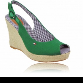 Čištění klínu u letních bot na klínu