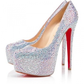 Kde sehnat boty s perličkami?