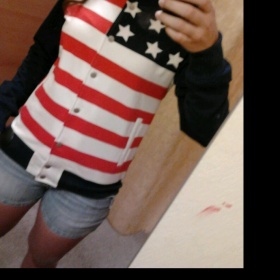 USA mikina - foto č. 1