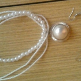 Perlový náhrdelník a náušnice - foto č. 1