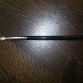 Štětec na oční stíny zoeva č.230