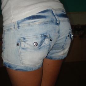 Světlé džíns mini kraťásky - foto č. 1