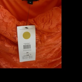Uplé krajkované oranžové šaty Tally Weijl - foto č. 1