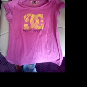 Růžové tričko DC - foto č. 1