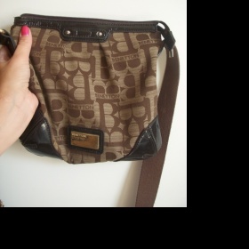 Hnědá overcross kabelka United Colours of Benetton