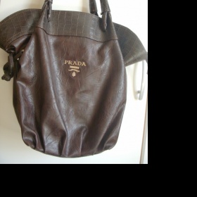 Hnědá kabelka Prada