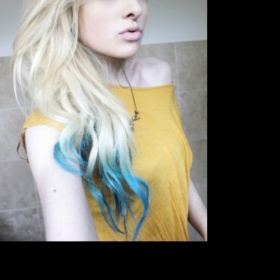 Vlny jako Ellena Johnston