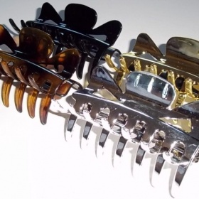 Zlatý skřipec do vlasů