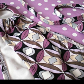 Fialové Plavky Benetton S Geometrickým Vzorem