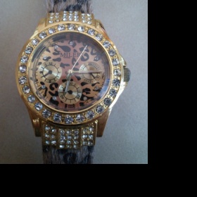 Dámské hodinky s leopardím motivem a zirkony - foto č. 1