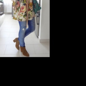 Styl oblékání jako má Regina Dukai