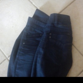 Modré slim džíny - foto č. 1