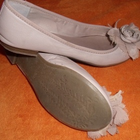 Staroružové koženné balerinky Aldo