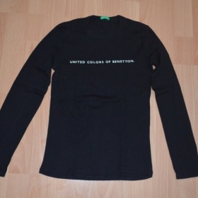 Černé tričko s dlouhým rukávem United Colors of Benetton