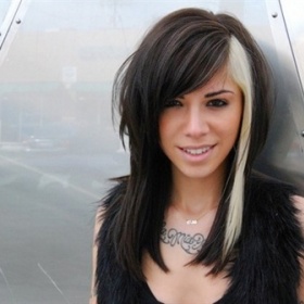 Barva vlasů jako má Christina Perri