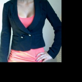 Kratší černé sako s lesklými knoflíky Tally Weil - foto č. 1