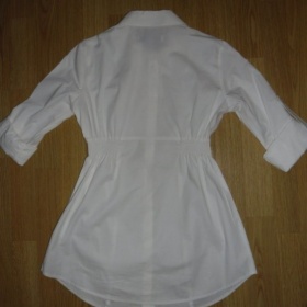 Bílá halenka/košile se žabičkováním v pase Clockhouse