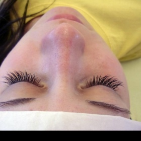 Prodlužování řas