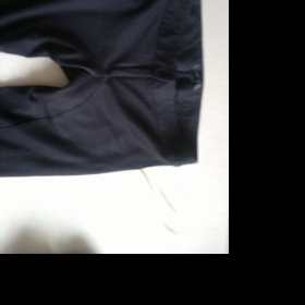Černé legíny kalhoty Amisu