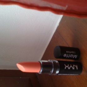 Rtěnka, Nyx - Matte lipstick, Nude - foto č. 1