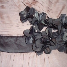 Dlouhé růžové/nude šaty H&M