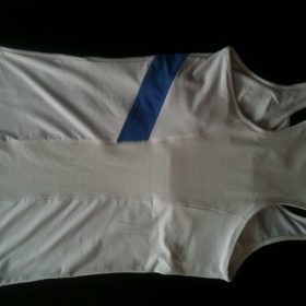 Bílé tílko Adidas