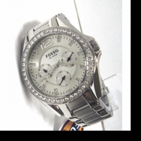 Vypadávání kamínků u hodinek - reklamace