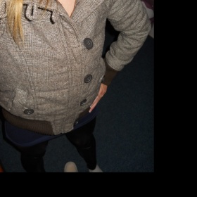 Podzimní/zimní hnědá bunda