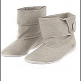Kde koupit šedé kotníčkové boty?