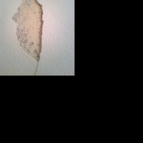 Nová příčka z ytongu praská