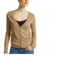 S čím zkombinovat světle hnědý svetr?