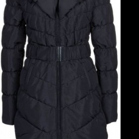 Bunda se šálovým límcem - nosit ještě i šátek?