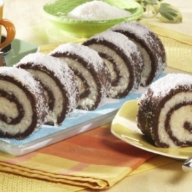 Nepečená kokosová roláda