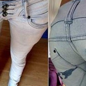 Džíny s nízko položenými kapsami  Bershka