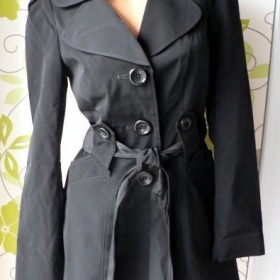 Podzimní/zimní černý kabát Debenhams